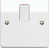 MK LOG K5403WHI 1G 20A DP SWITCH