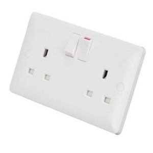 MK Base 13A 2 Gang Switched Socket White