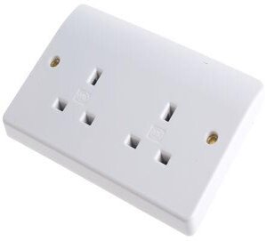 MK K781WHI 2G 13A UNSWITCHED DOUBLE SOCKET